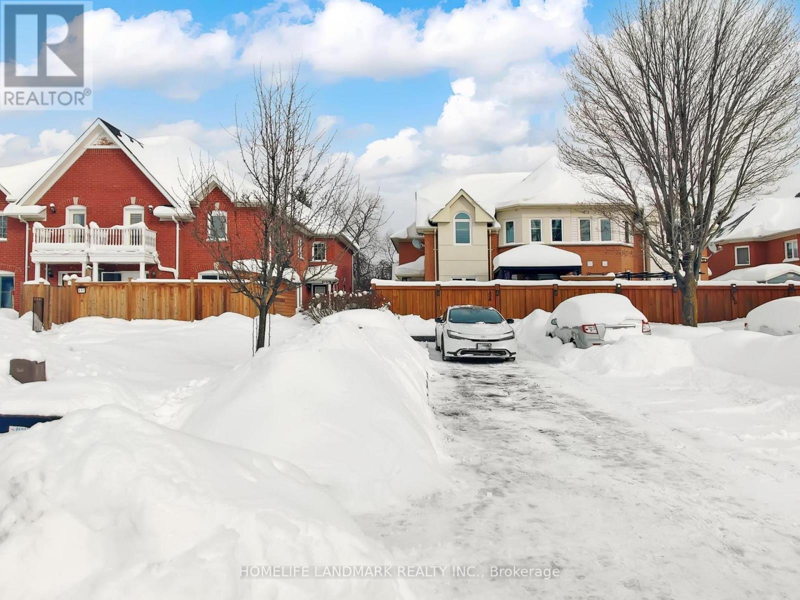 156 Pressed Brick Drive, Brampton, Ontario  L6V 4K6 - Photo 5 - W12732888