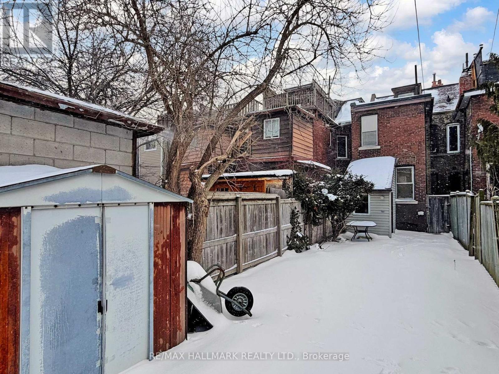 242 Delaware Avenue, Toronto, Ontario  M6H 2T6 - Photo 44 - W12732906