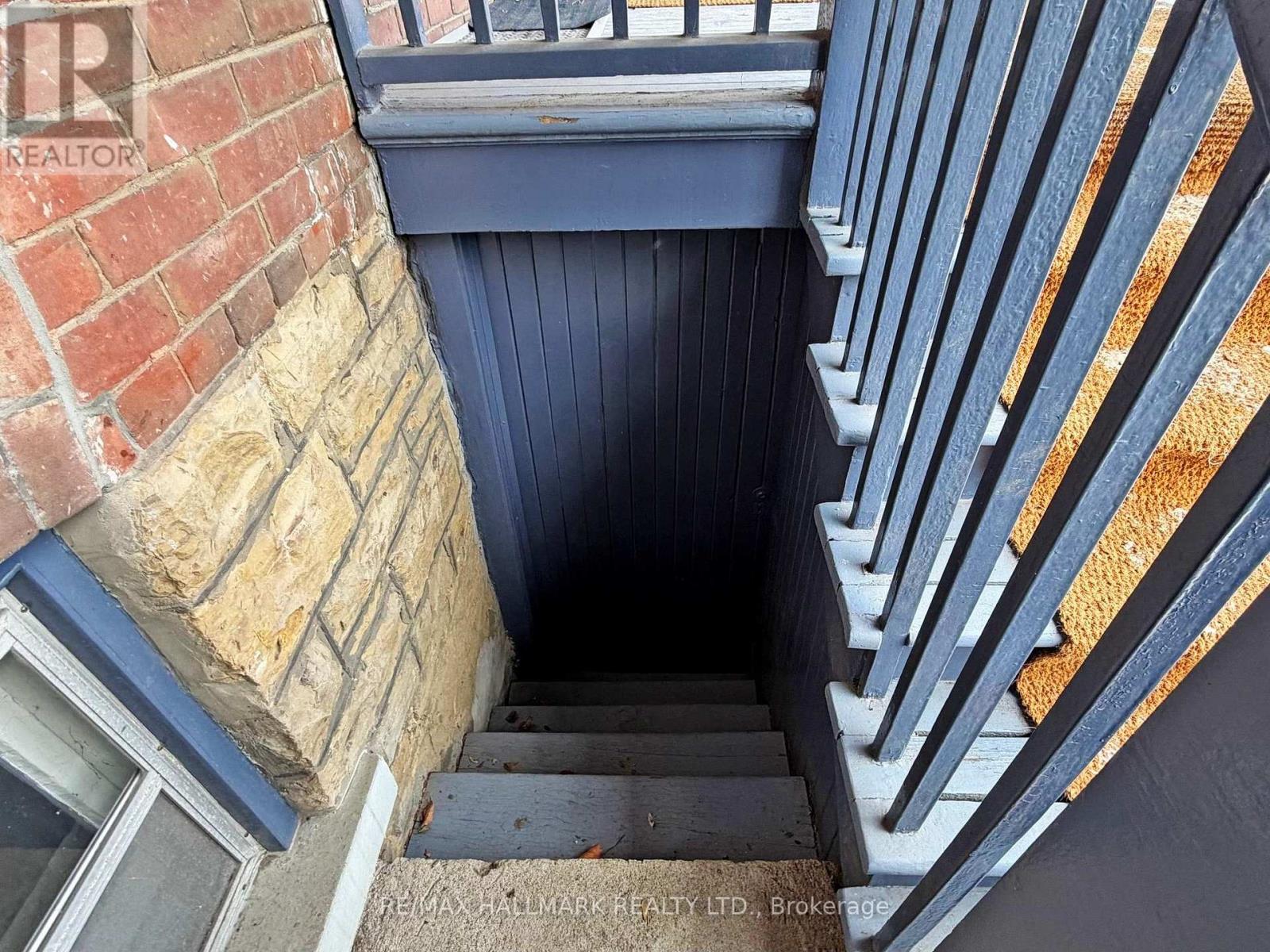 242 Delaware Avenue, Toronto, Ontario  M6H 2T6 - Photo 46 - W12732906