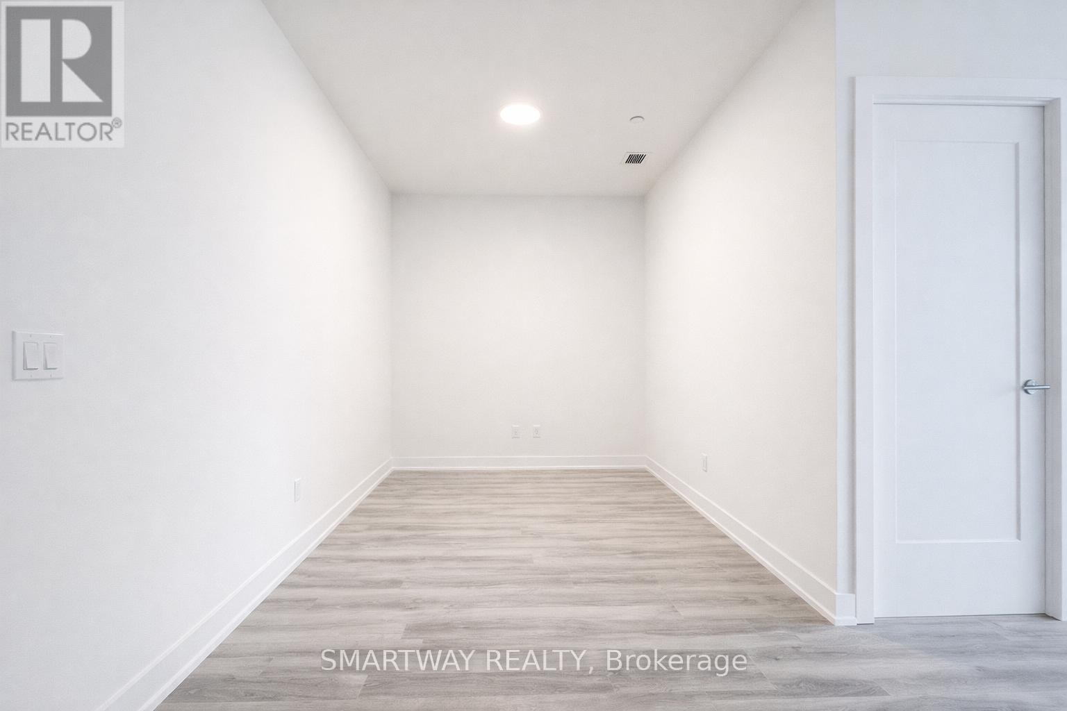 402 - 25 Cordova Avenue, Toronto, Ontario  M9A 0E5 - Photo 31 - W12732908