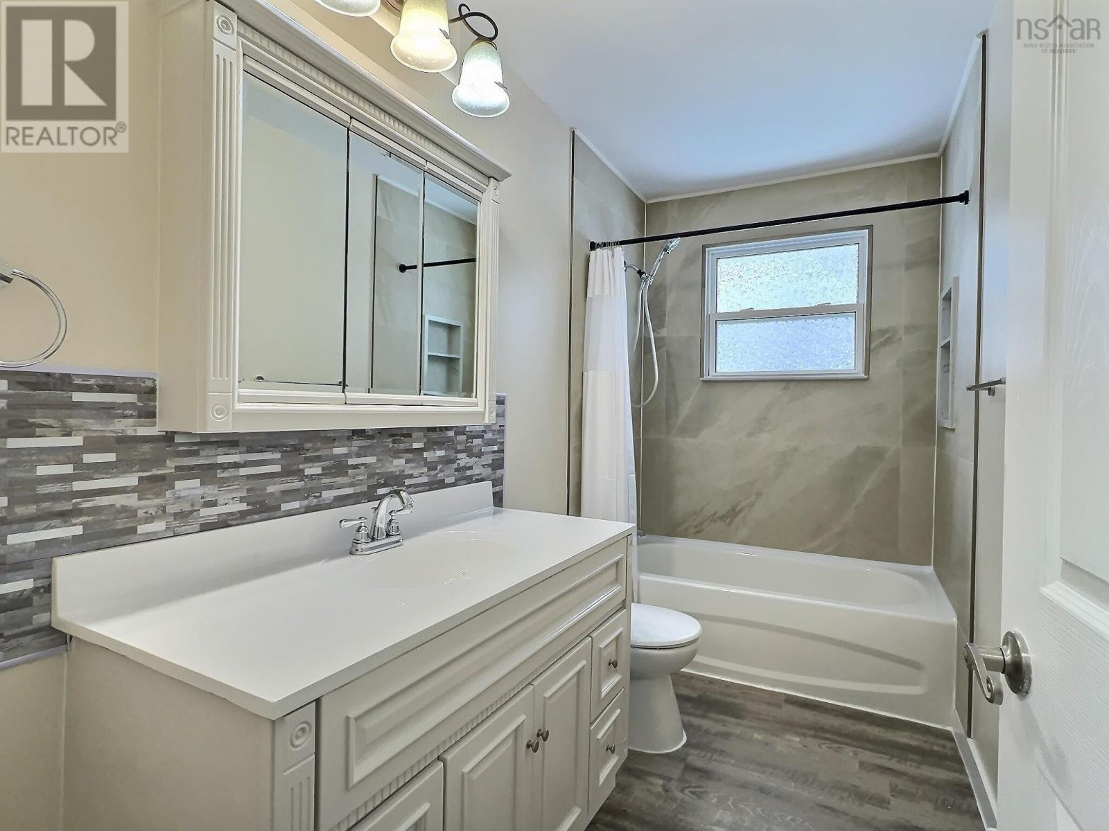 452 Pleasant Street, Truro, Nova Scotia  B2N 3T6 - Photo 10 - 202601448