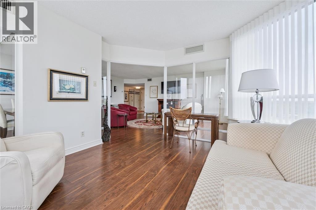 6 Willow Street Unit# 702, Waterloo, Ontario N2J 4S3 - Photo 15 - 40796372