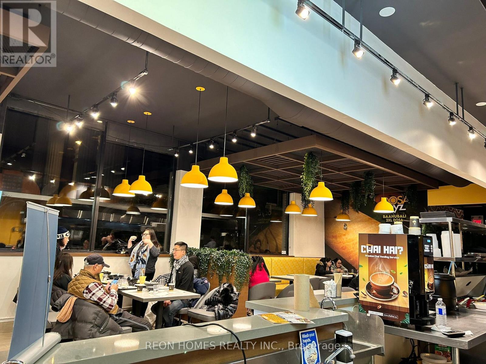 8 Erb Street W, Waterloo, Ontario  N2L 1S7 - Photo 8 - X12732920