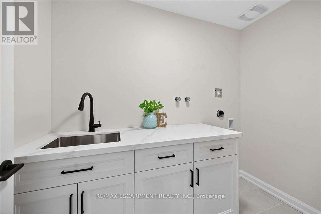 45 B Howard Street, Haldimand, Ontario  N0A 1H0 - Photo 26 - X12732948