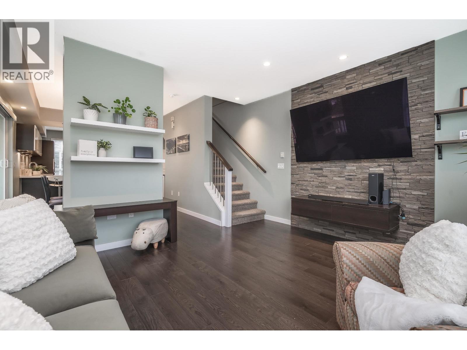 4 22388 124 Avenue, Maple Ridge, British Columbia  V2X 4J5 - Photo 15 - R3082757