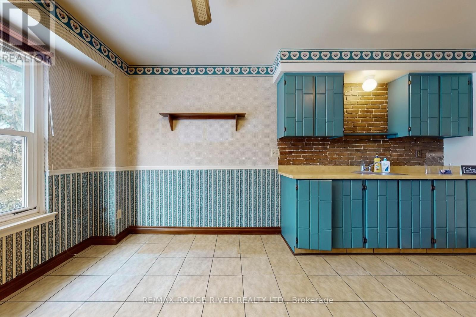 313 Rondeau Court, Oshawa, Ontario  L1J 6N4 - Photo 15 - E12732916