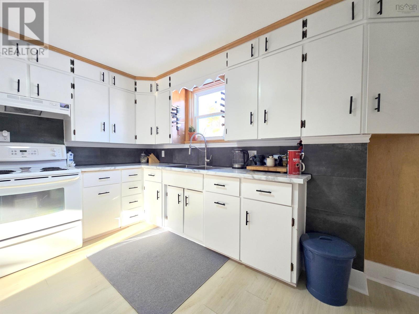 34 Dale Street, Amherst, Nova Scotia  B4H 2A4 - Photo 11 - 202601568