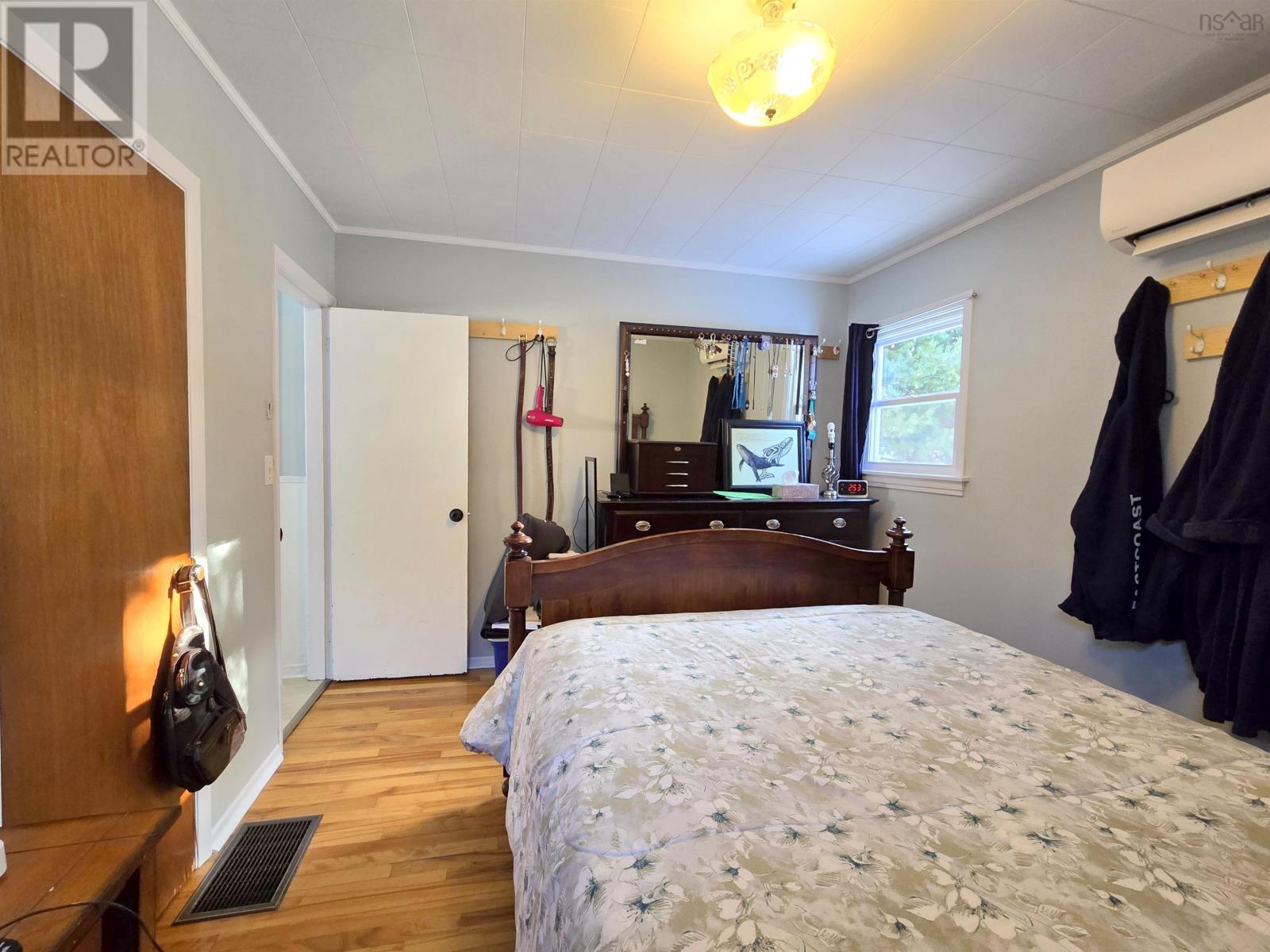 34 Dale Street, Amherst, Nova Scotia  B4H 2A4 - Photo 9 - 202601568