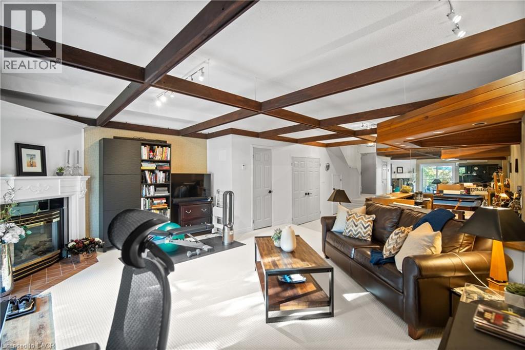 2058 Brant Street Unit# 3, Burlington, Ontario L7P 3A6 - Photo 28 - 40801194