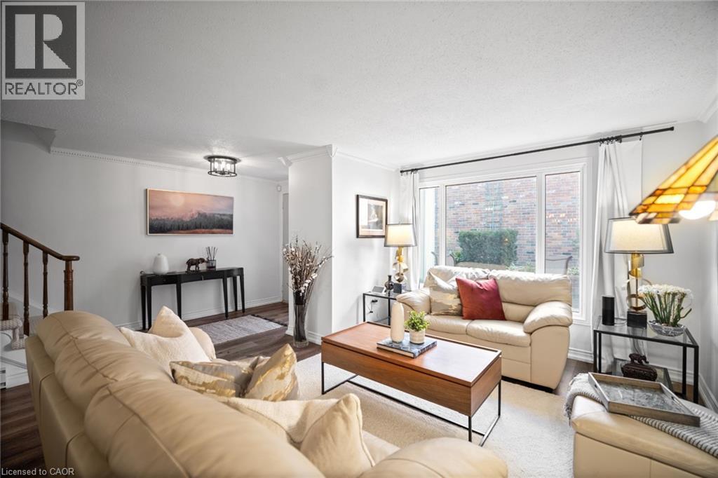 2058 Brant Street Unit# 3, Burlington, Ontario L7P 3A6 - Photo 5 - 40801194