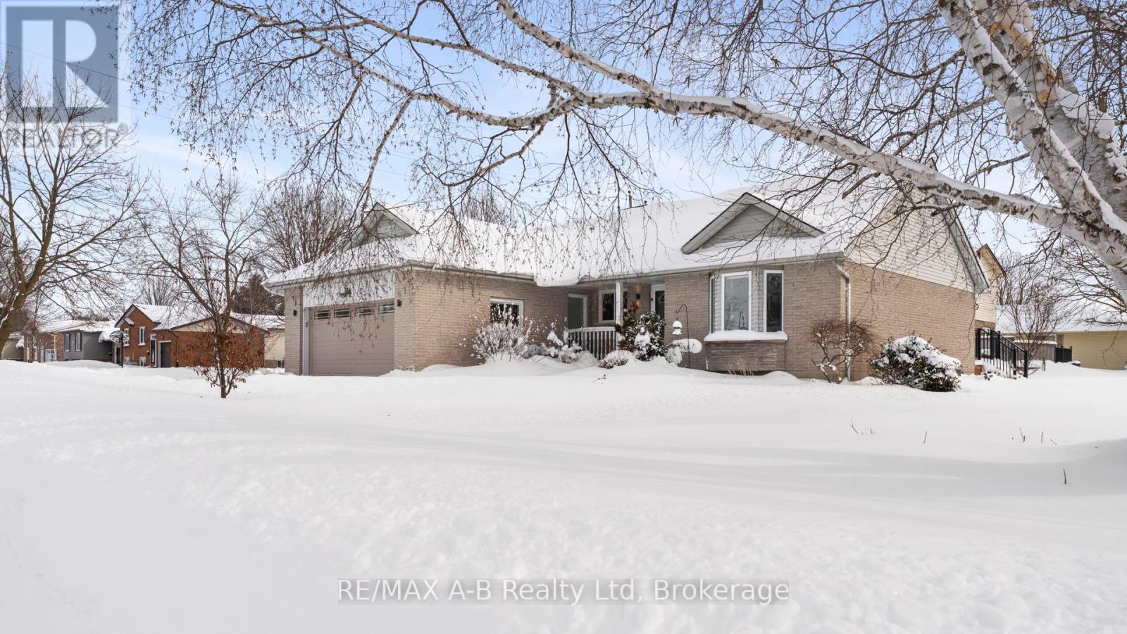 184 Henry Street, West Perth, Ontario  N0K 1N0 - Photo 1 - X12733080