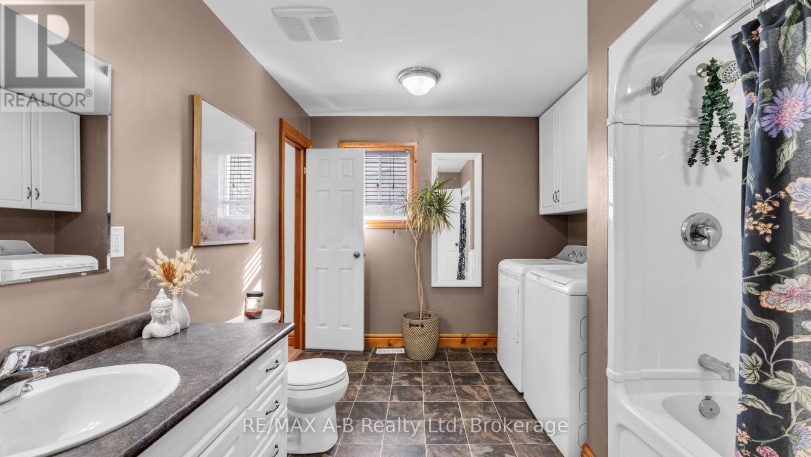 184 Henry Street, West Perth, Ontario  N0K 1N0 - Photo 20 - X12733080