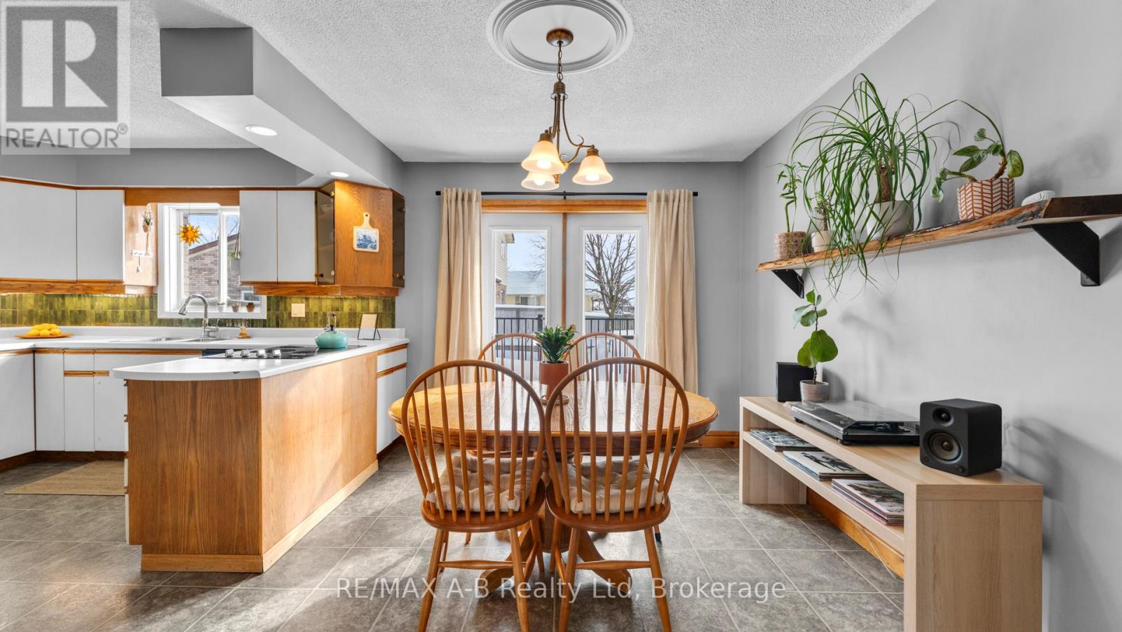 184 Henry Street, West Perth, Ontario  N0K 1N0 - Photo 8 - X12733080