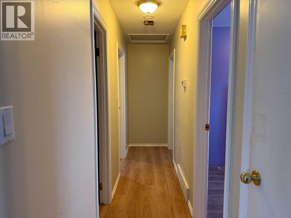 9915 81 Avenue, Grande Prairie, Alberta  T8V 3S9 - Photo 8 - A2281455