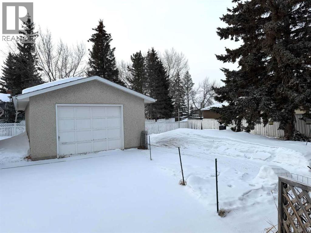 9915 81 Avenue, Grande Prairie, Alberta  T8V 3S9 - Photo 27 - A2281455