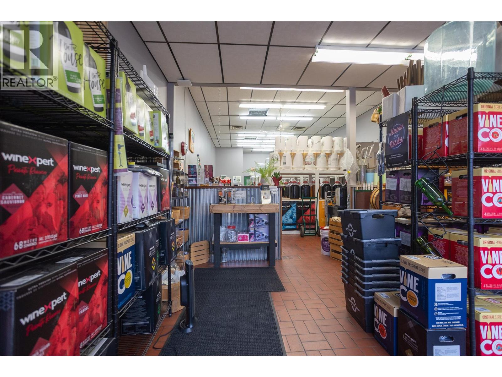 1672 Second Avenue, Trail, British Columbia V1R 1M5 - Photo 11 - 10372352