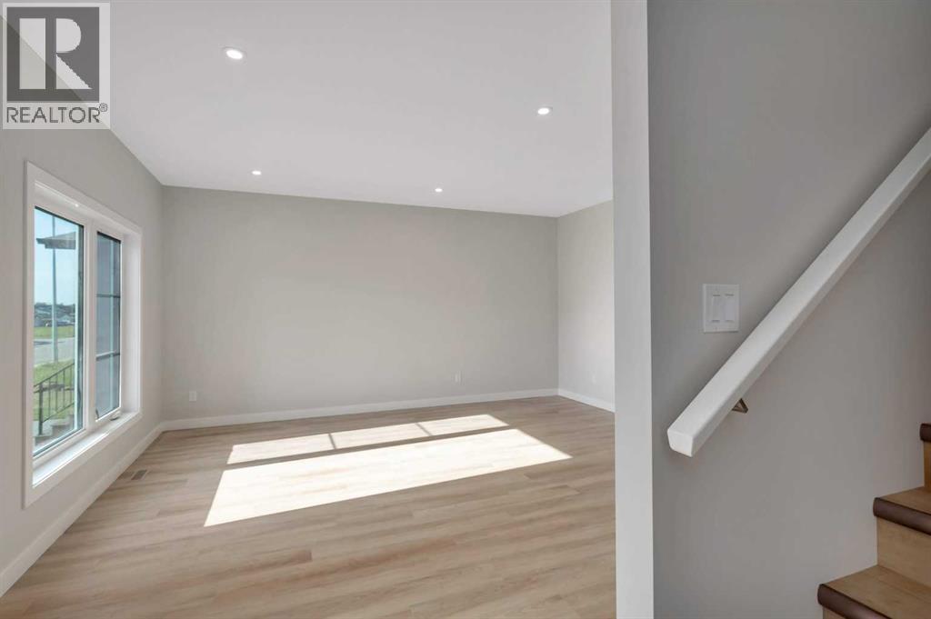 101 Aztec Crescent, Blackfalds, Alberta  T4M 0M7 - Photo 4 - A2233145