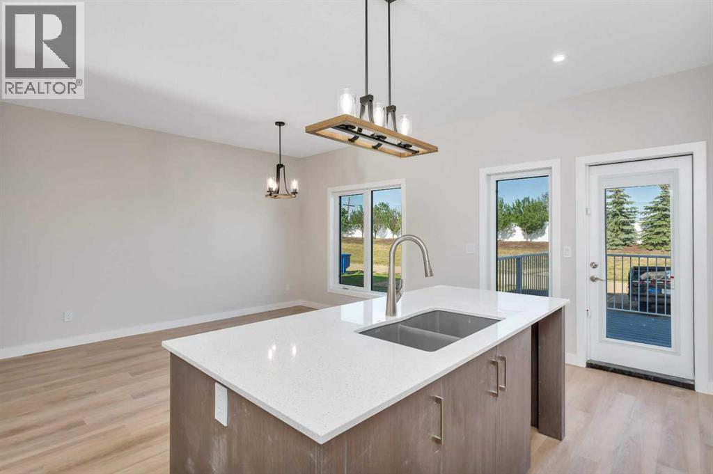 101 Aztec Crescent, Blackfalds, Alberta  T4M 0M7 - Photo 11 - A2233145