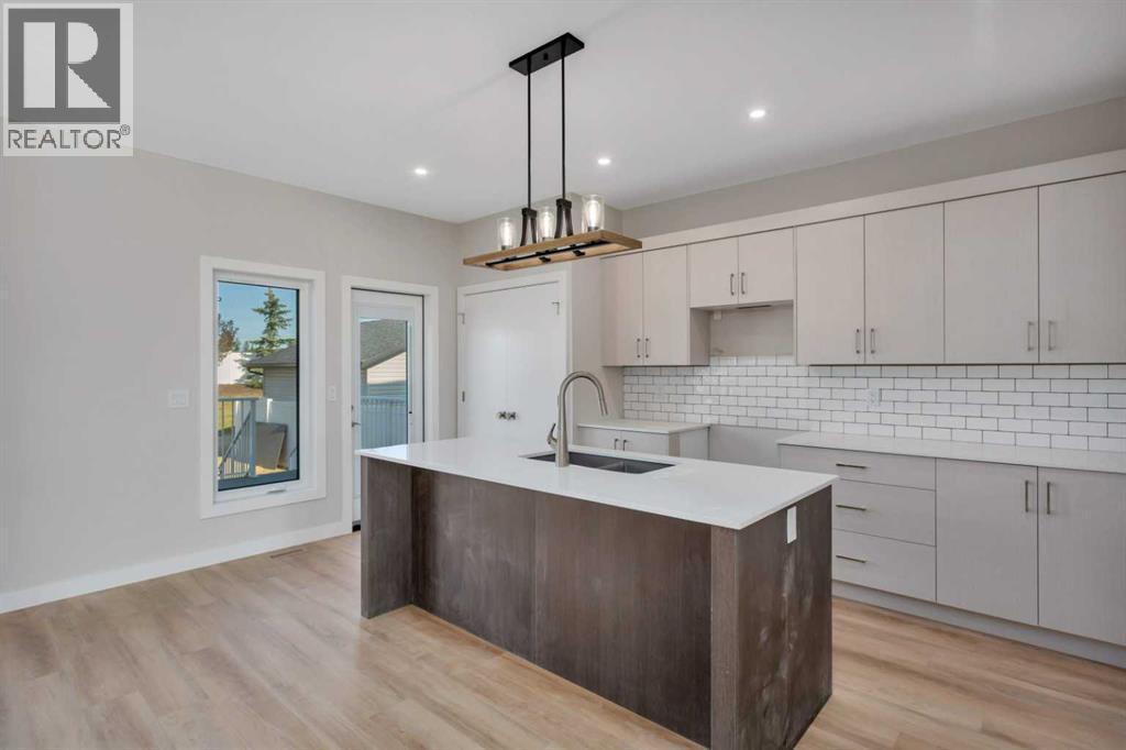 101 Aztec Crescent, Blackfalds, Alberta  T4M 0M7 - Photo 9 - A2233145