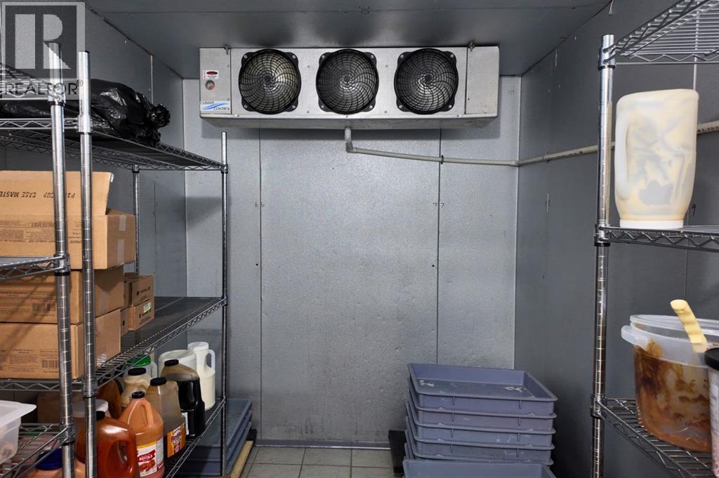 45 Greenbriar Lane Nw, Calgary, Alberta  T3B 6N4 - Photo 23 - A2275209