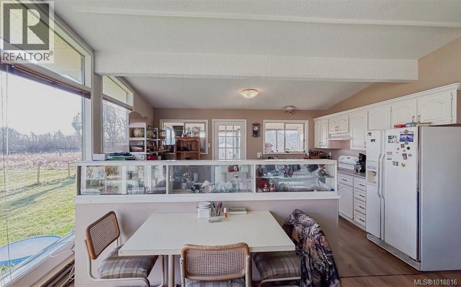 1899 John Rd, North Saanich, British Columbia  V8L 5S8 - Photo 7 - 1018816