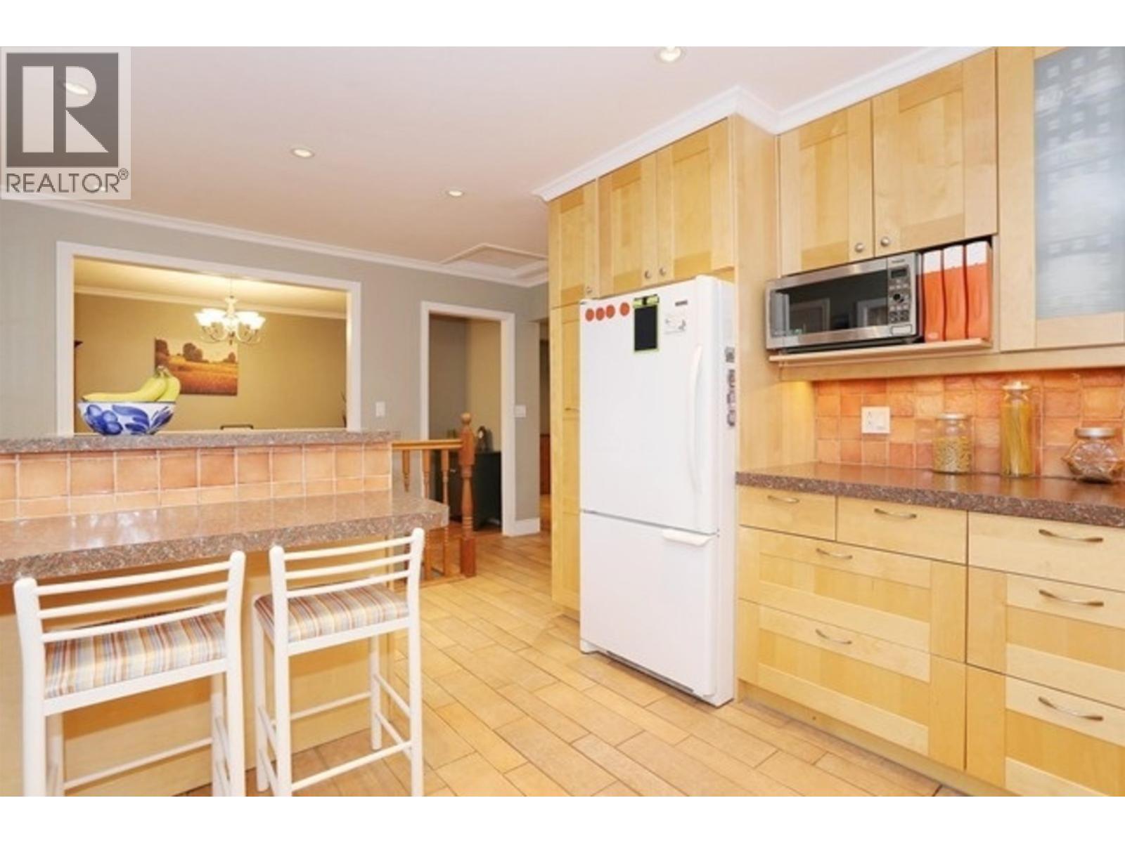 5214 12 Avenue, Delta, British Columbia  V4M 2A8 - Photo 9 - R3077737