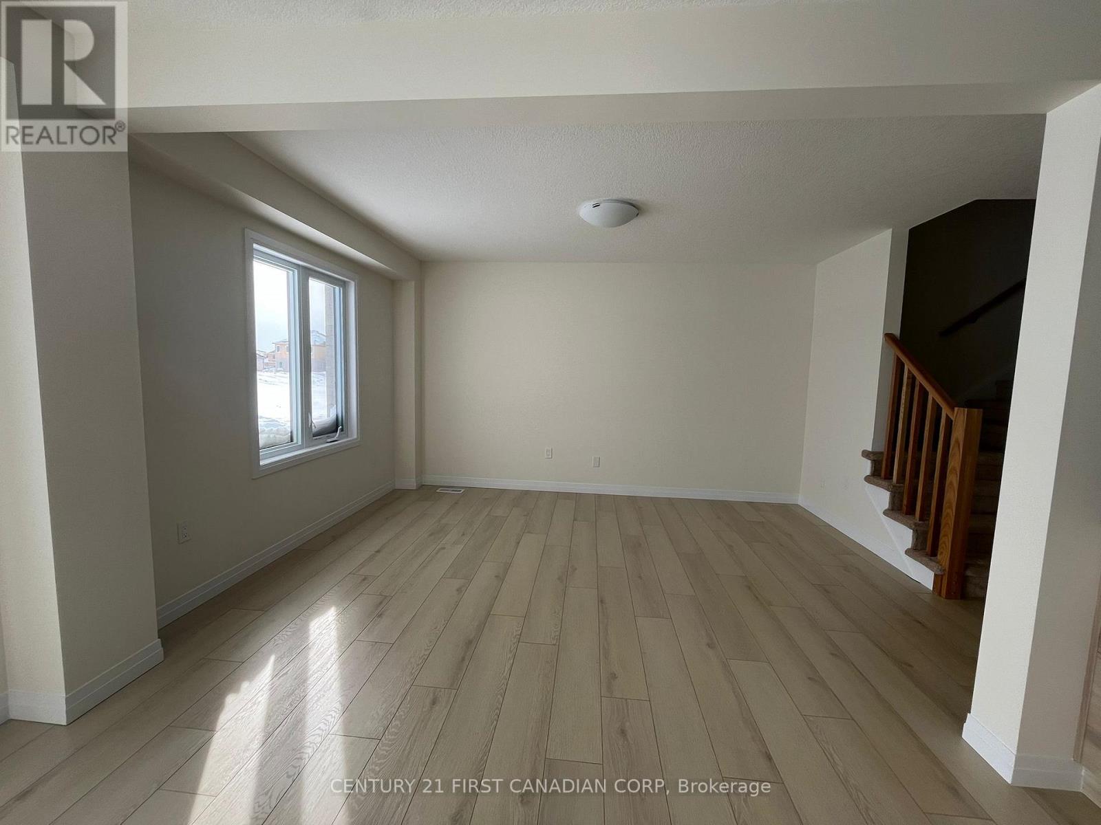 19 Becker Street, Stratford, Ontario  N5A 6S6 - Photo 7 - X12733066