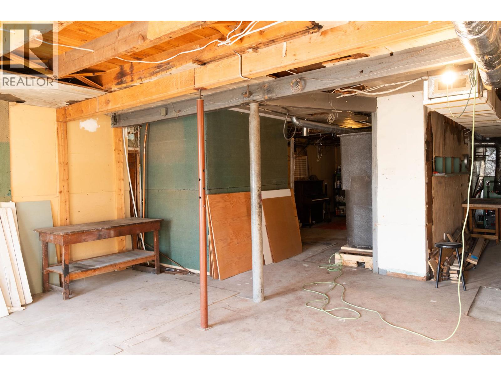 545 Main Street, Pemberton, British Columbia  V0K 1V0 - Photo 10 - R3083652