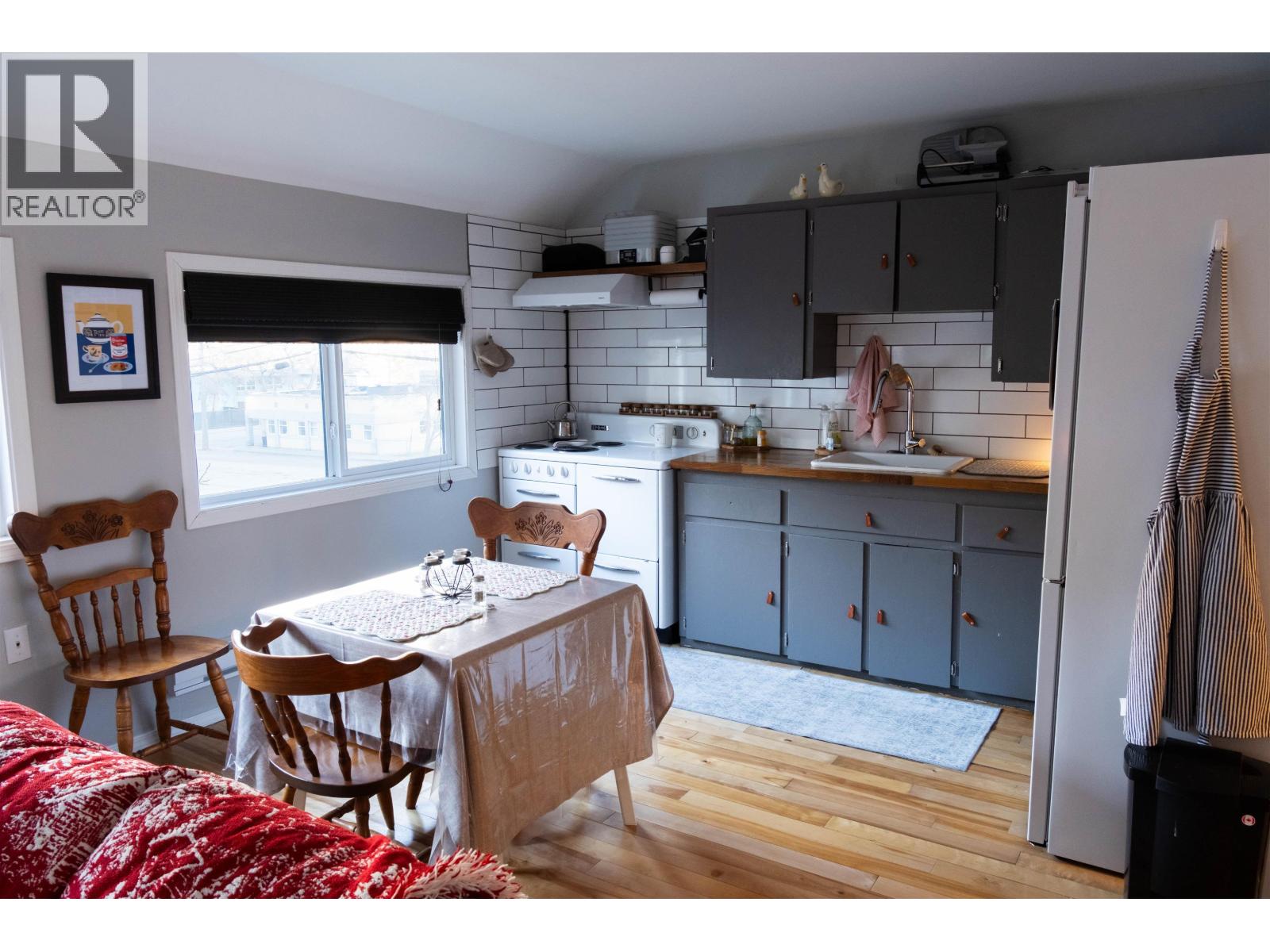 545 Main Street, Pemberton, British Columbia  V0K 1V0 - Photo 22 - R3083652