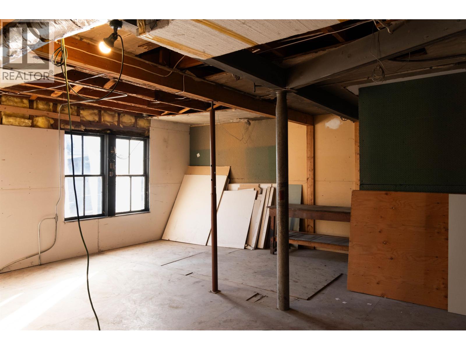 545 Main Street, Pemberton, British Columbia  V0K 1V0 - Photo 9 - R3083652