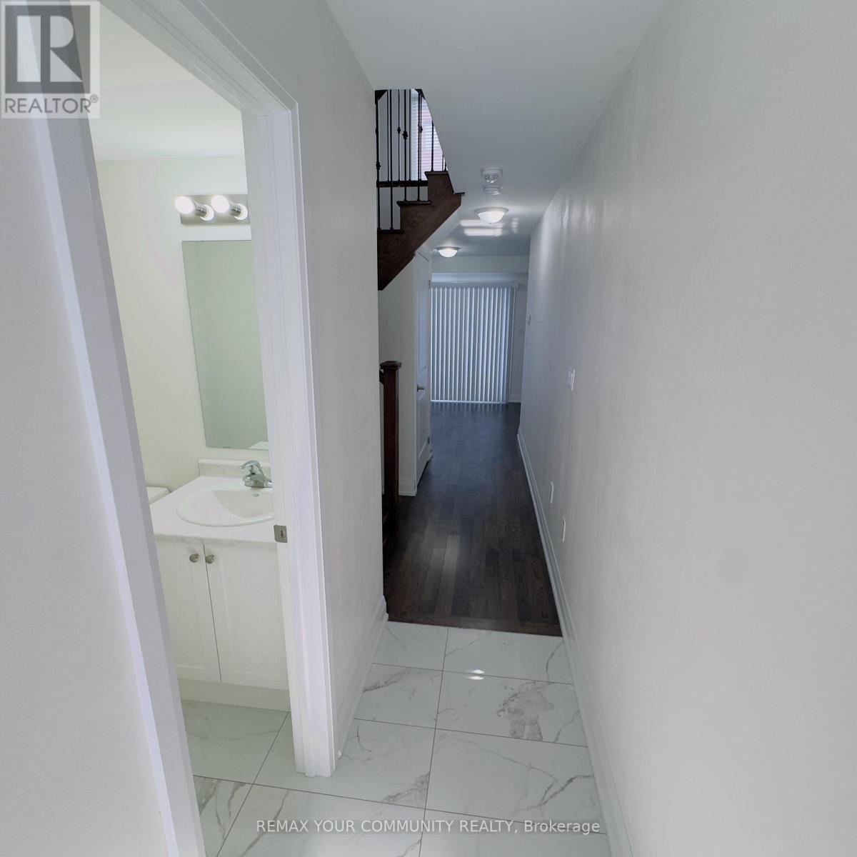 137 Moneypenny Place, Vaughan, Ontario  L4J 0L1 - Photo 6 - N12731872