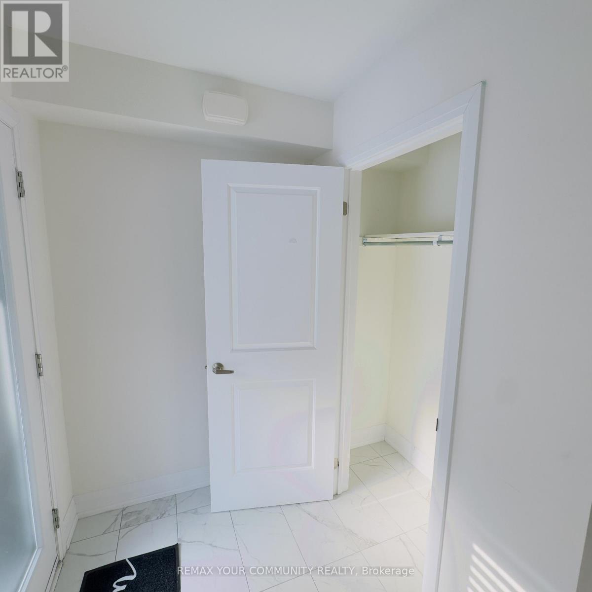 137 Moneypenny Place, Vaughan, Ontario  L4J 0L1 - Photo 3 - N12731872