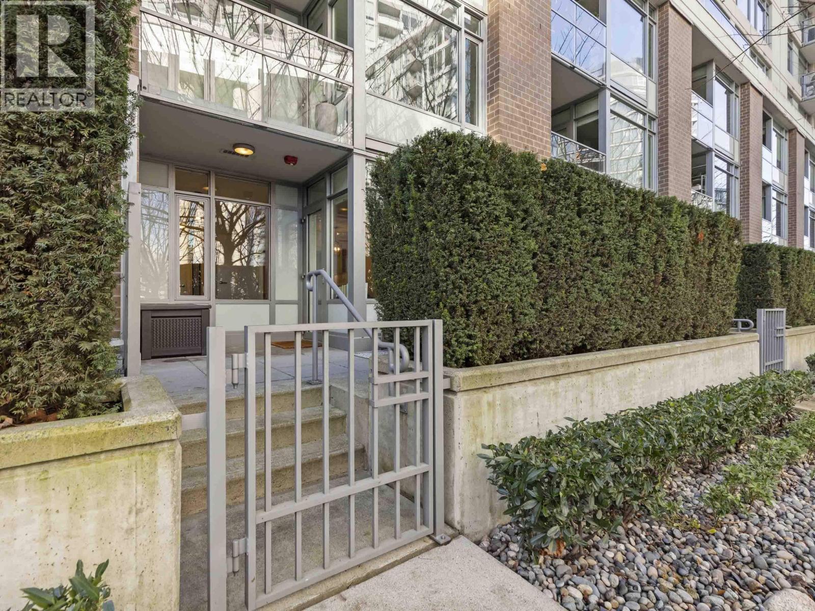 110 110 Switchmen Street, Vancouver, British Columbia  V6A 0C6 - Photo 2 - R3083603