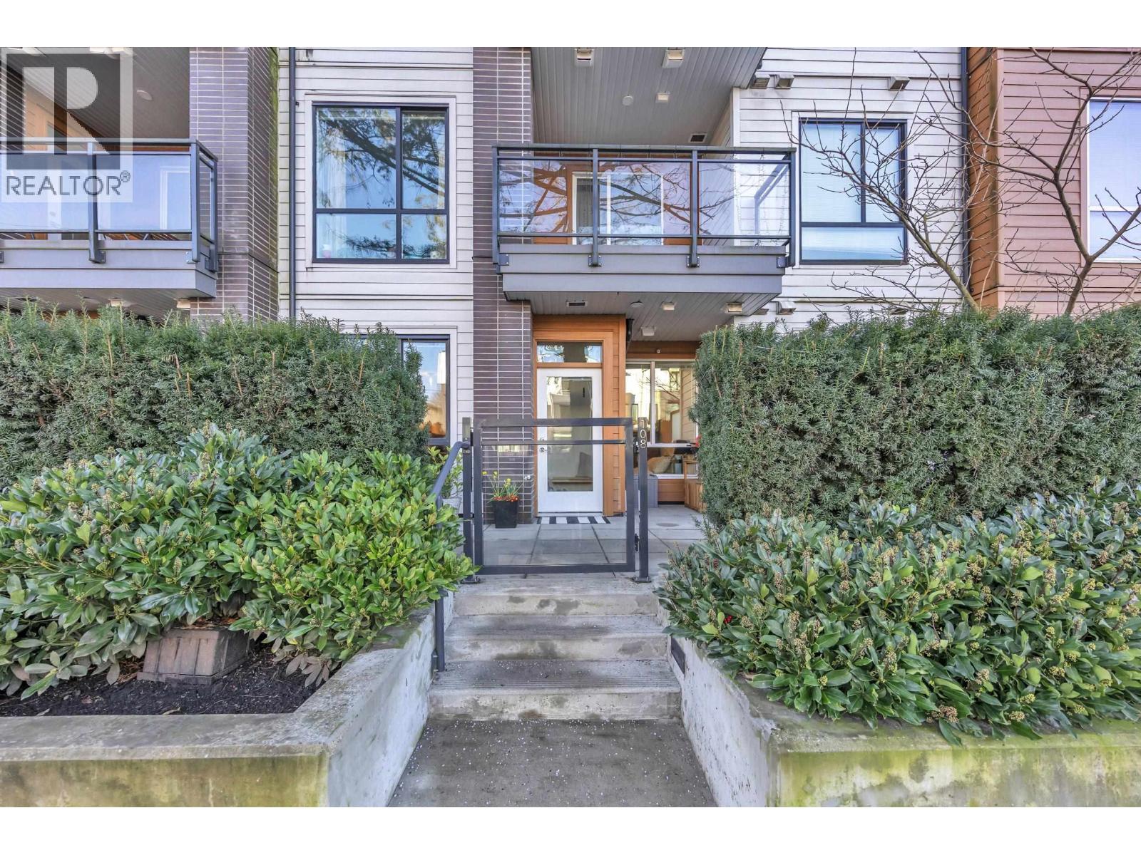 108 615 E 3rd Street, North Vancouver, British Columbia  V7L 0G3 - Photo 2 - R3083634