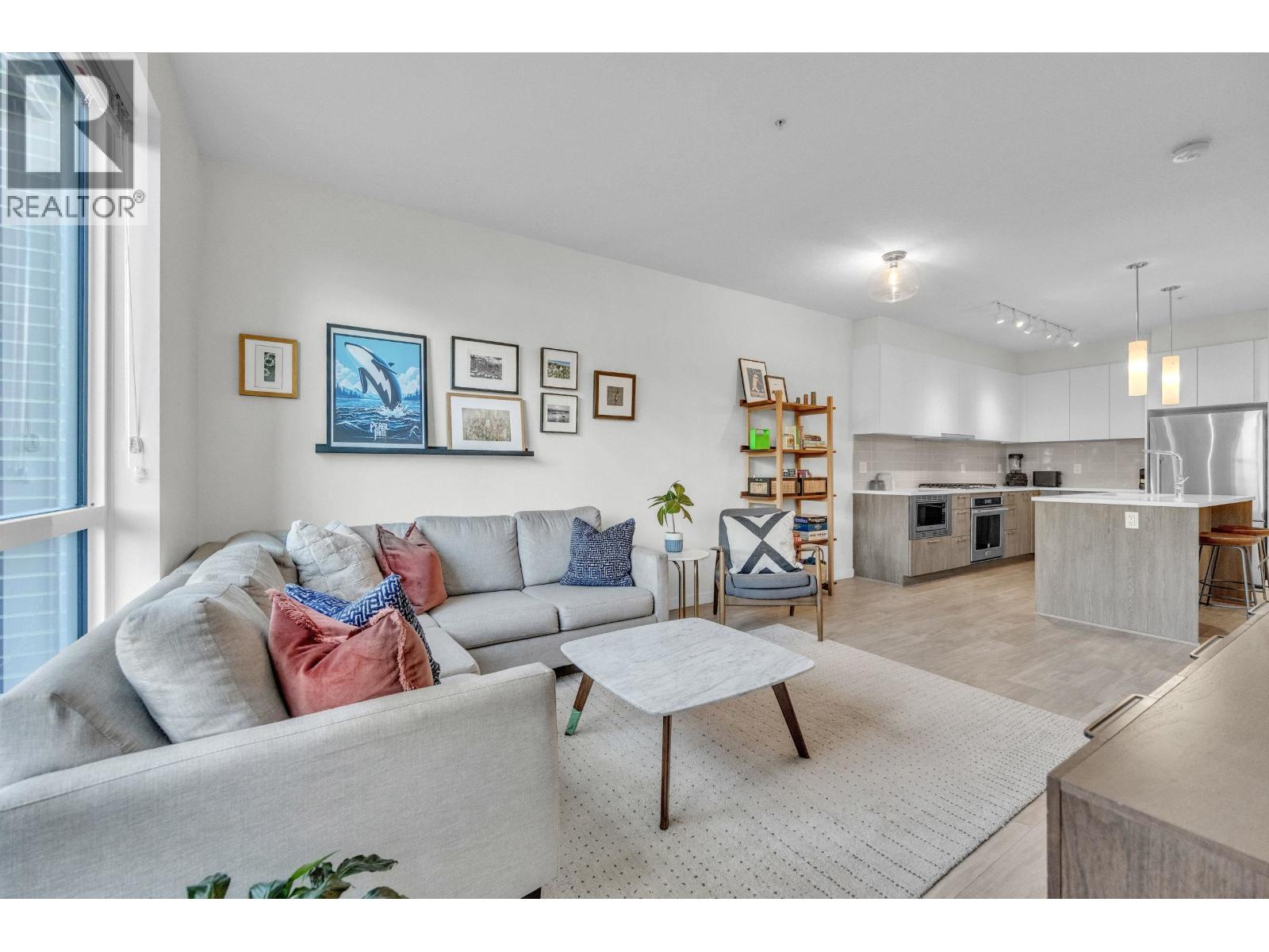 108 615 E 3rd Street, North Vancouver, British Columbia  V7L 0G3 - Photo 4 - R3083634