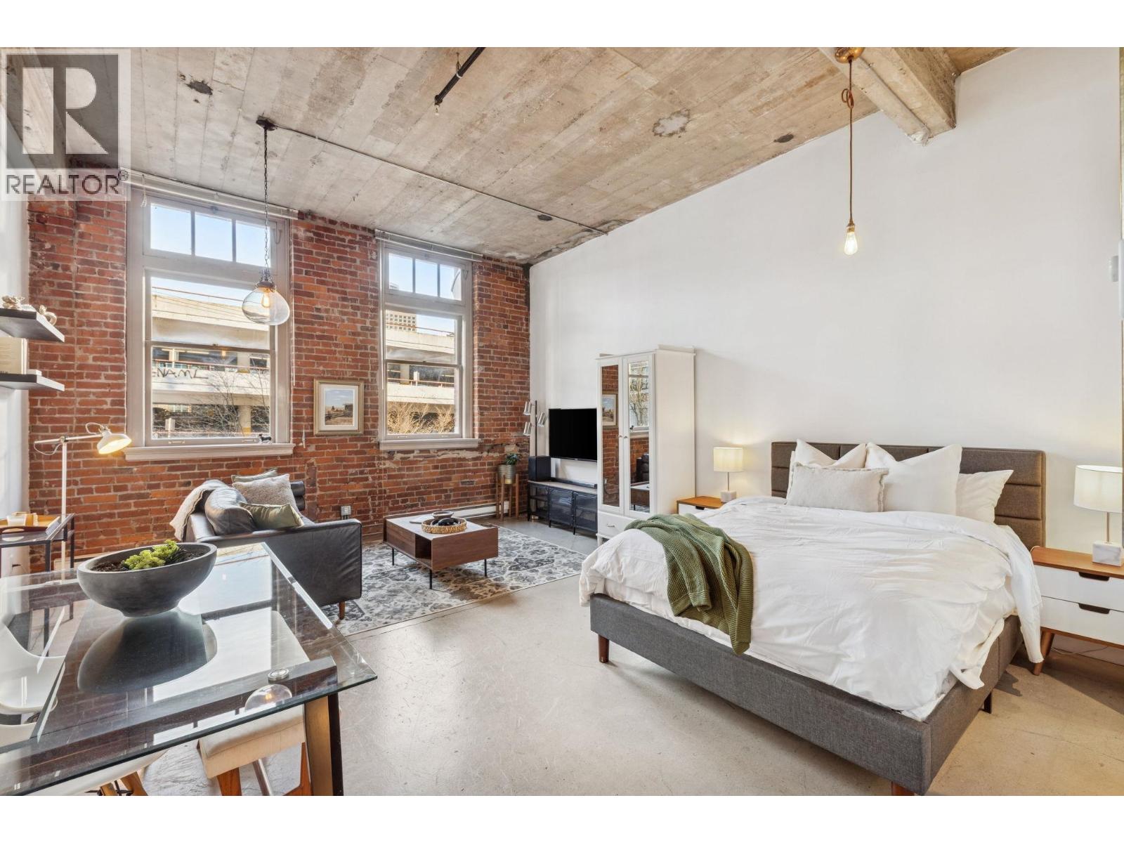 206 546 Beatty Street, Vancouver, British Columbia V6B 2L3 - Photo 1 - R3083635