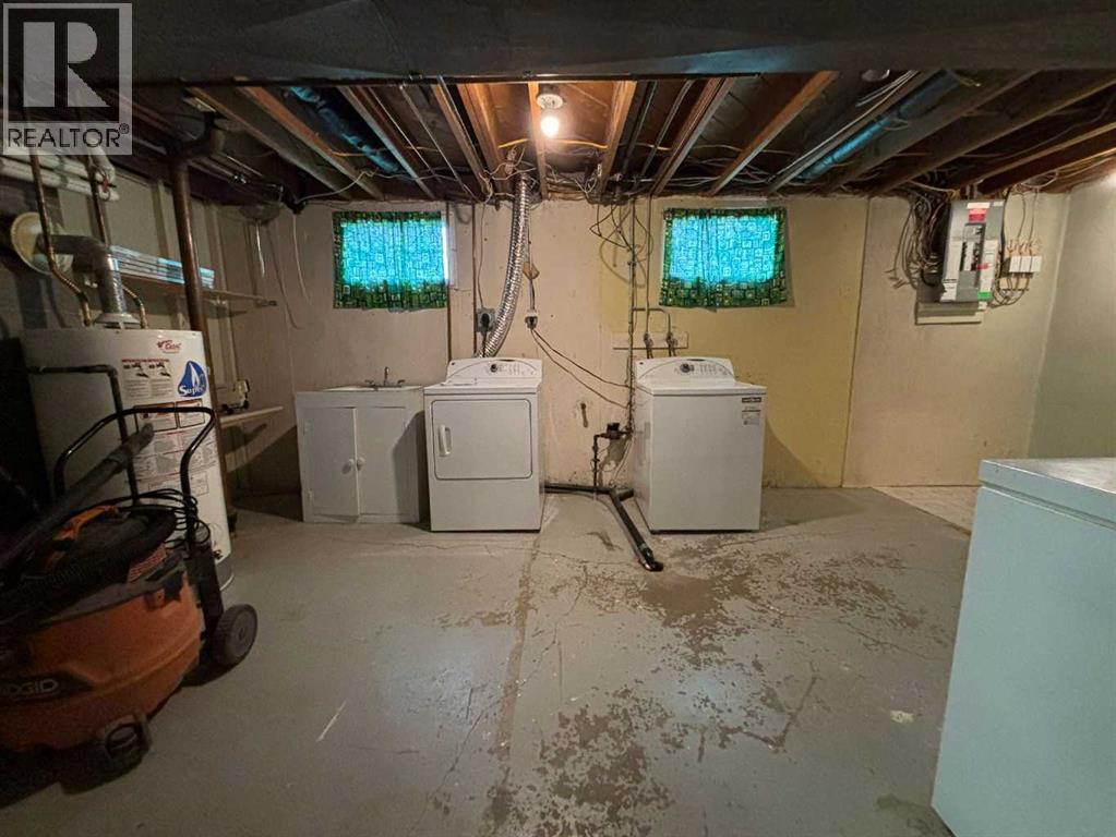 2407 5 Avenue N, Lethbridge, Alberta  T1H 0N8 - Photo 9 - A2280362