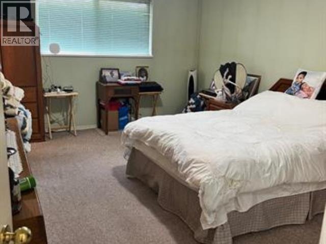 5693 Porpoise Bay Road, Sechelt, British Columbia  V0N 3A4 - Photo 11 - R3083606