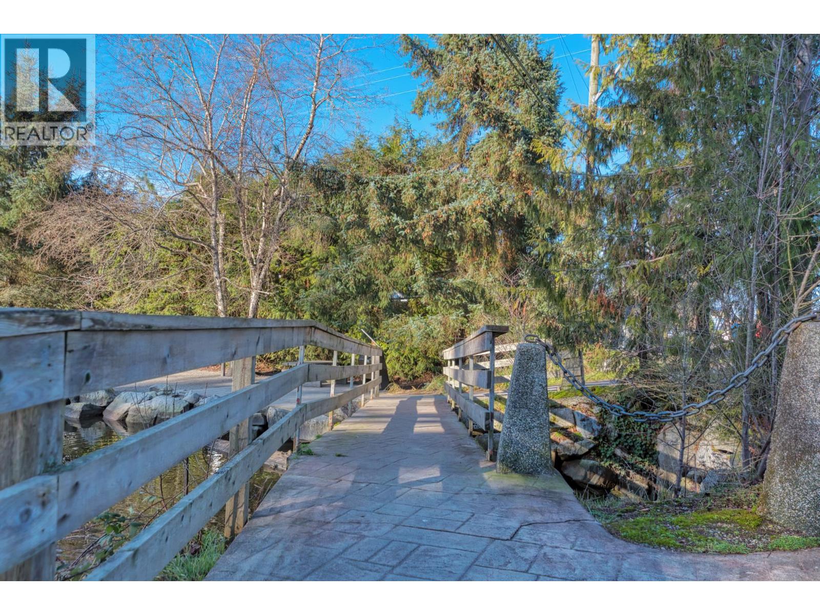 5693 Porpoise Bay Road, Sechelt, British Columbia  V0N 3A4 - Photo 28 - R3083606