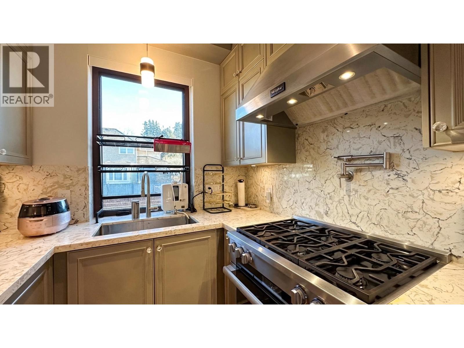 1 1332 W 58th Avenue, Vancouver, British Columbia  V6P 1W2 - Photo 12 - R3083618