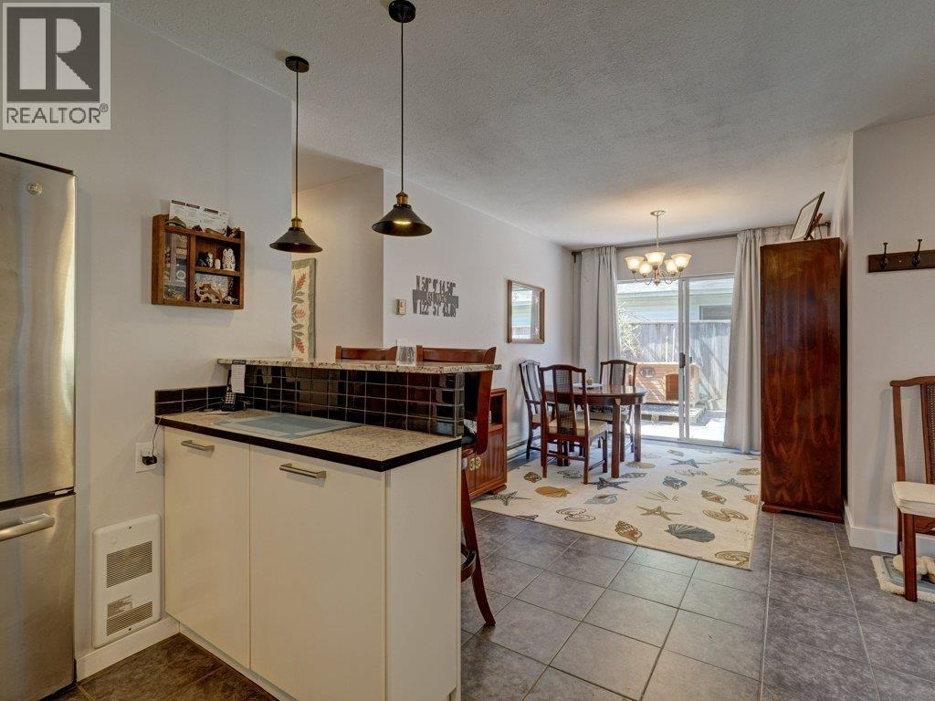 6557 Bjorn Place, Sechelt, British Columbia  V7Z 0T4 - Photo 24 - R3083626