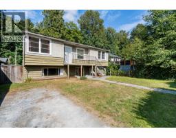 2212 OLD DOLLARTON ROAD, North Vancouver, British Columbia