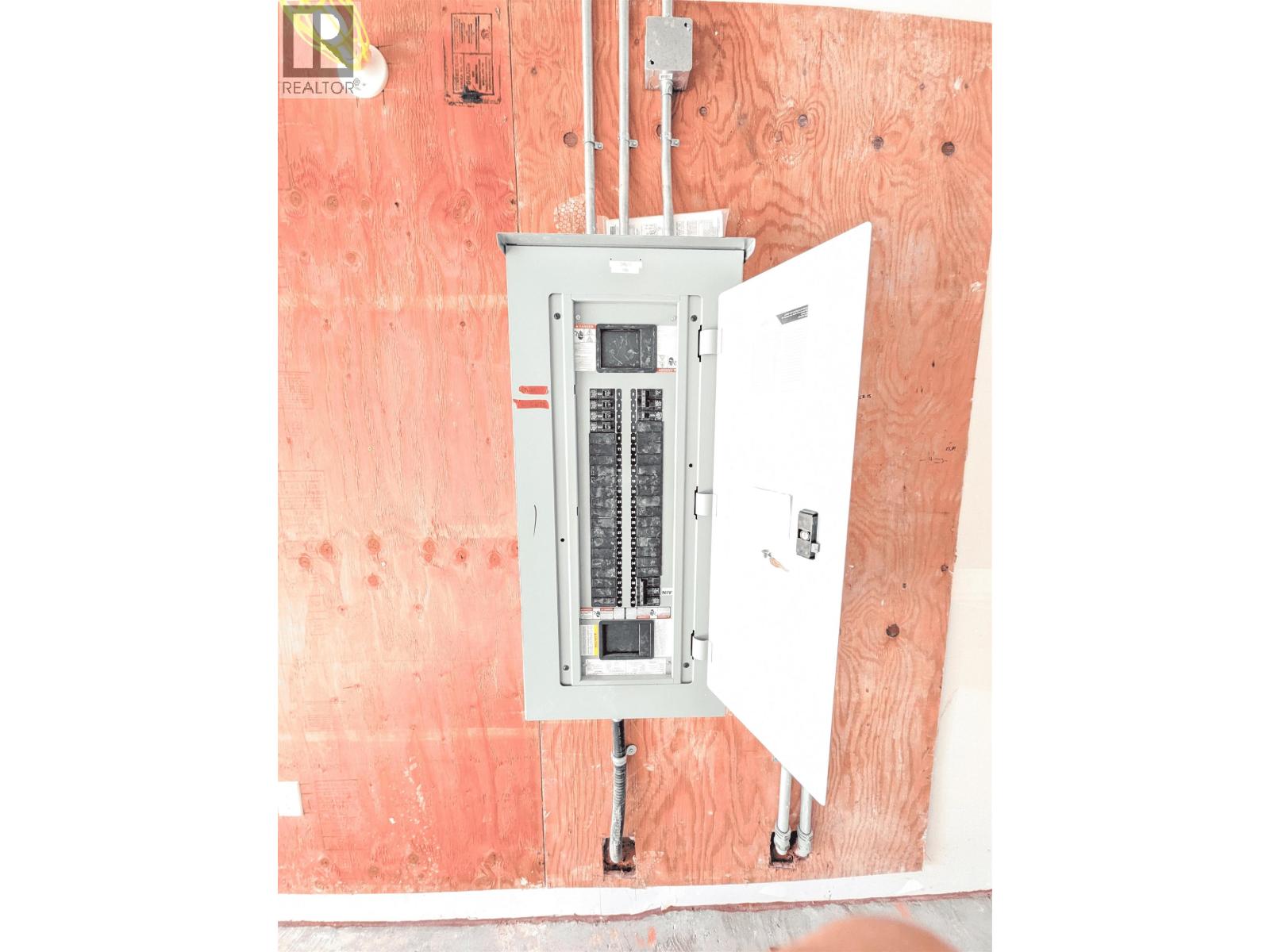 155 422 E 3rd Street, North Vancouver, British Columbia  V7L 0K1 - Photo 10 - C8075578