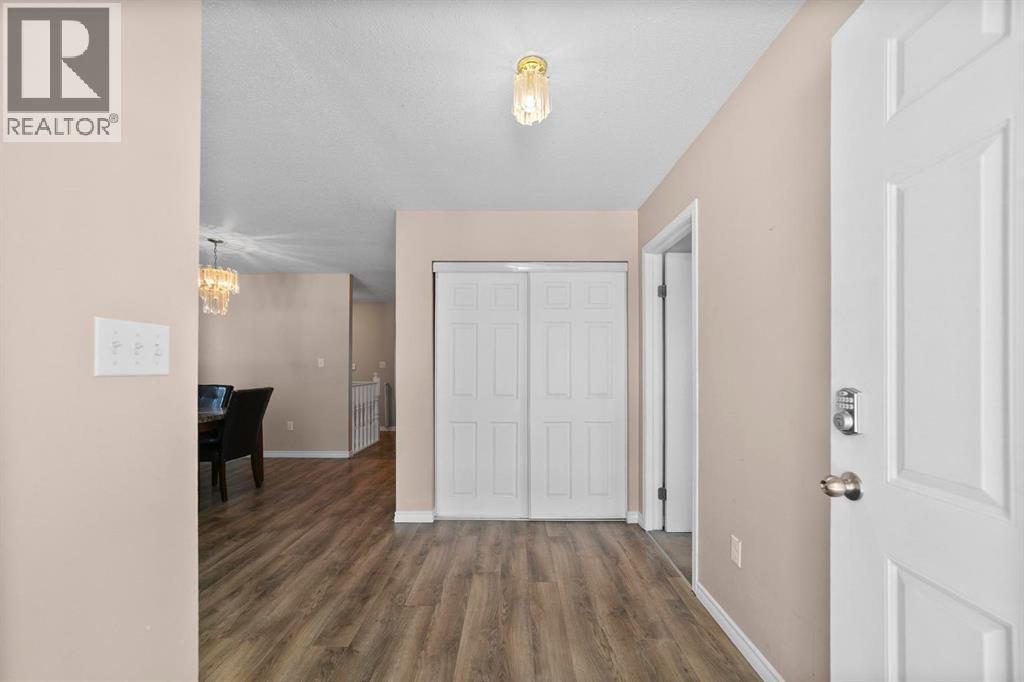 5220 47 Street, Camrose, Alberta  T4V 1K4 - Photo 4 - A2271815