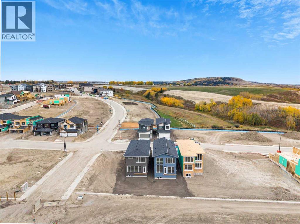 50 Heritage Heath, Cochrane, Alberta  T0T 0T0 - Photo 6 - A2262939