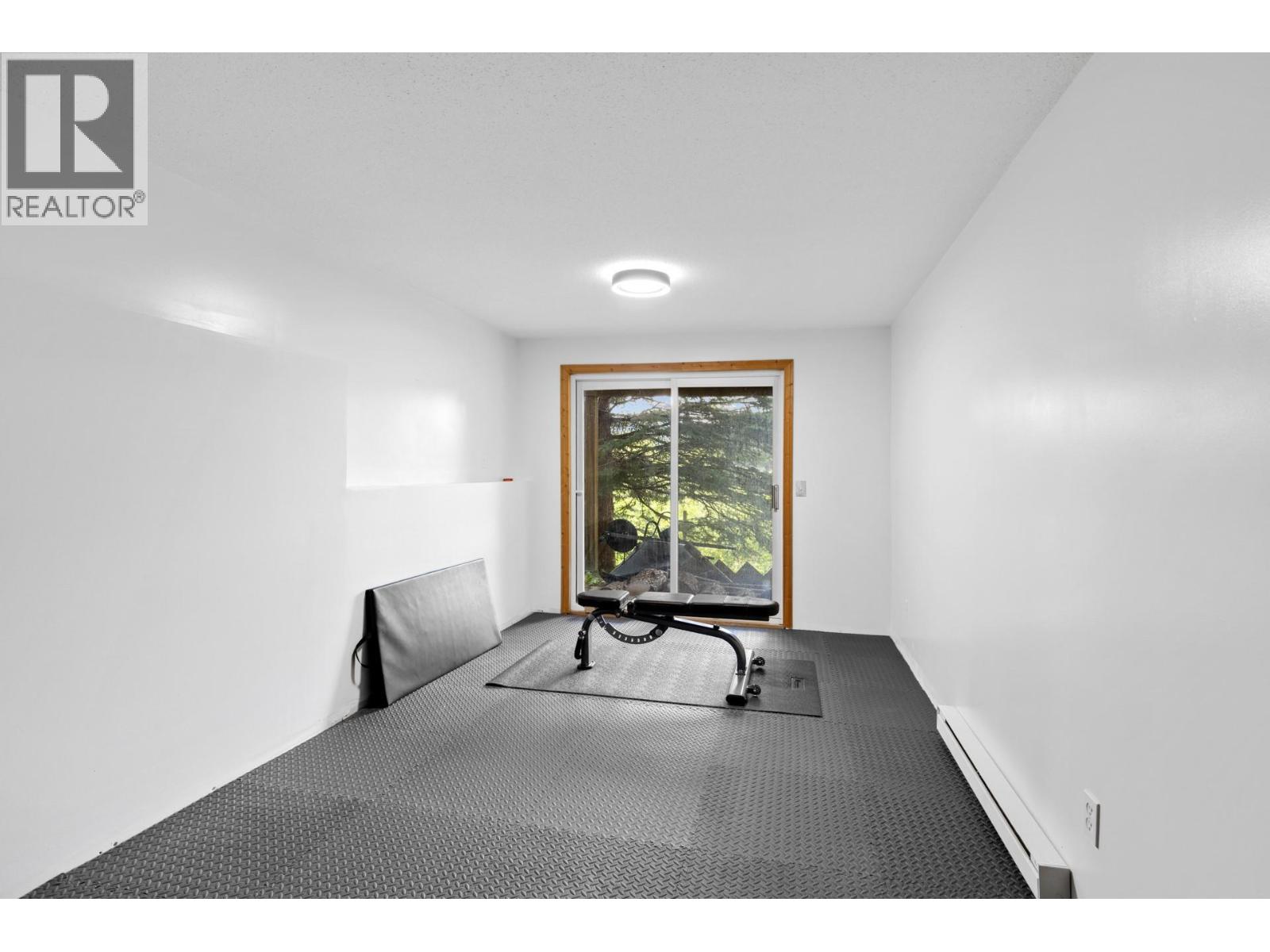 9245 Paradise Road, Kelowna, British Columbia  V1P 1K4 - Photo 46 - 10374016