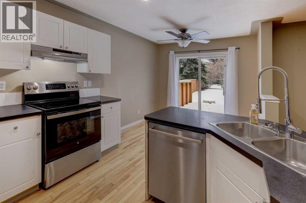 11065 Hidden Valley Drive Nw, Calgary, Alberta  T3A 5Z3 - Photo 6 - A2277224