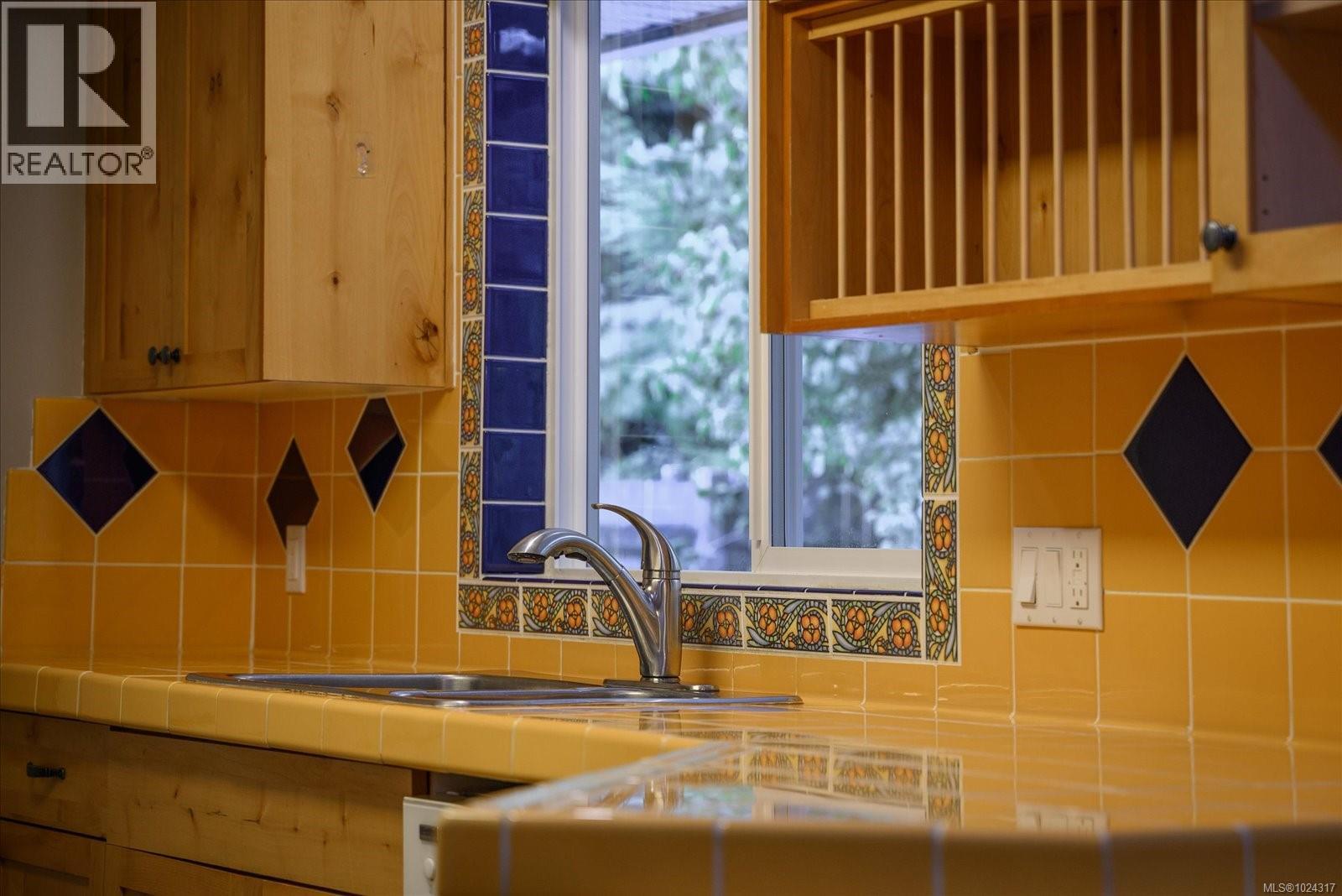 909 Brookfield Pl, Nanaimo, British Columbia  V9R 6P4 - Photo 15 - 1024317