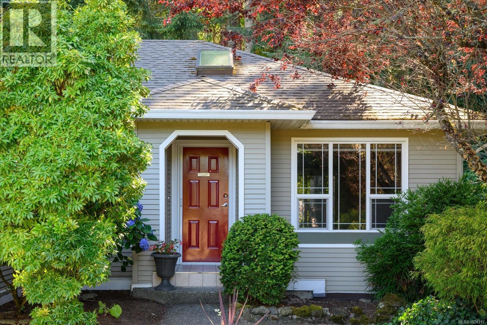 909 Brookfield Pl, Nanaimo, British Columbia  V9R 6P4 - Photo 2 - 1024317