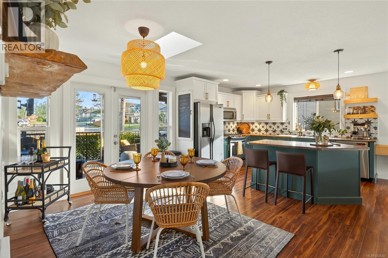 1126 Beechwood Dr, Nanaimo, British Columbia  V9R 7E2 - Photo 2 - 1024207